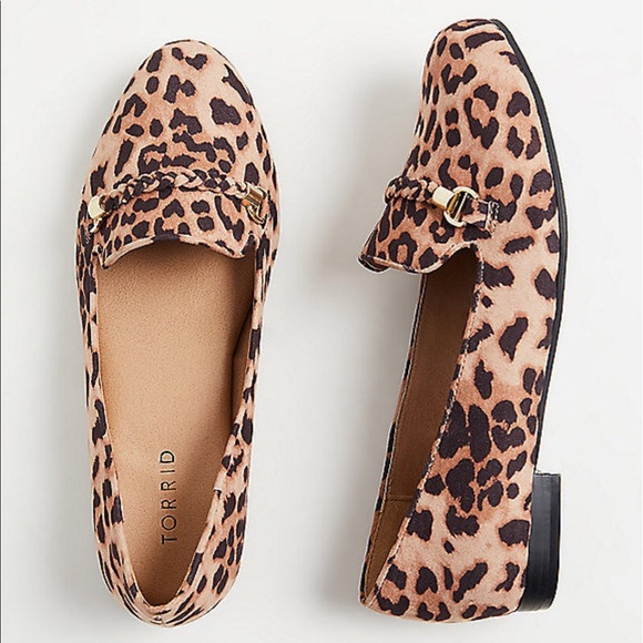 wide width animal print shoes